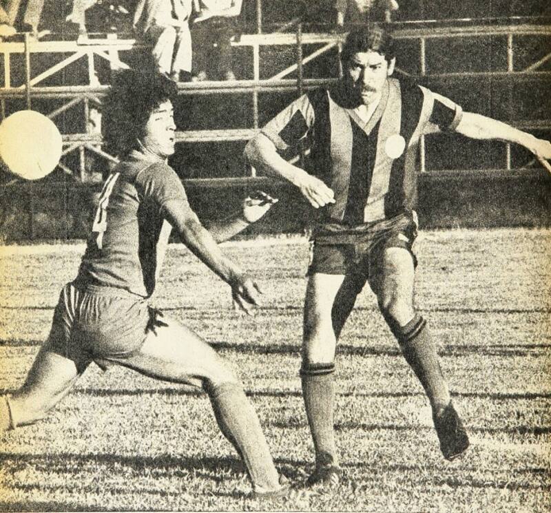 Ya con varios años de recorrido en el fútbol, el volante de potente pegada destacó por su despliegue físico, "lo que muchas veces lo dejaba sin piernas en los últimos minutos", comentaba la prensa.