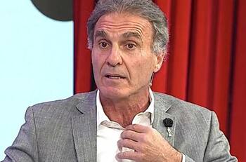 VIDEO | "Que se arreglen, ahora hincho por Perú": El burlesco mensaje de Oscar Ruggeri tras la caída de La Roja