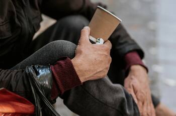 ¿Qué lugar ocupa Chile? Estos son los países con mayor tasa de pobreza en Sudamérica