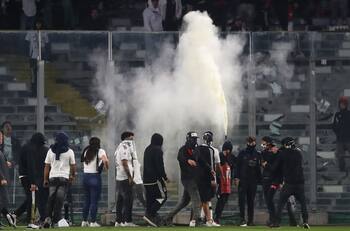 Piden que Colo Colo suba el precio de las entradas para pagar la multa de la Conmebol en Copa Libertadores