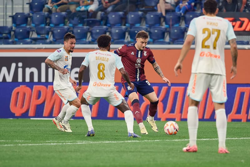 jugó el primer tiempo en el duelo entre Talleres y el Zenit de Rusia (Foto: @Talleresdecba)