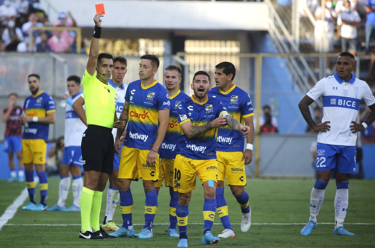 En Everton confirmaron que tomarán acciones por la polémica expulsión de Juan Cuevas contra la UC