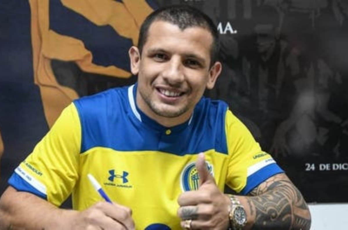 Emiliano Vecchio en su llegada a Rosario Central: "Este es el desafío de mi vida"