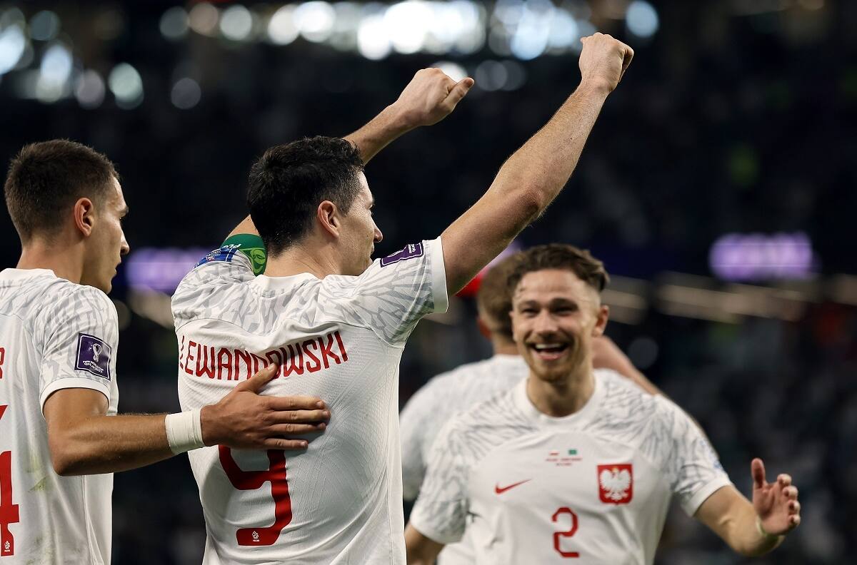 Mundial Qatar 2022: la Polonia de Robert Lewandowski le gana a Arabia Saudita y complica a Argentina