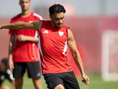 Gabriel Suazo sigue fuera del Sevilla, pero se abre una puerta inmensa para que debute