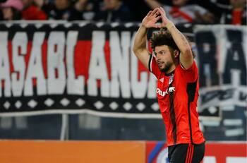 Javier Castrilli sigue con su teléfono caliente y destroza a juez de línea por aguantar insultos de Falcón: “Vergüenza extrema”