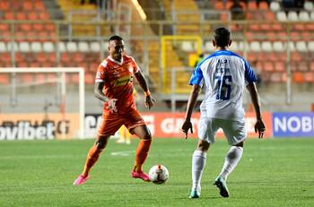 Juan Leiva se descargó contra la hinchada de Cobreloa: “A los 20 minutos ya nos estaban criticando”