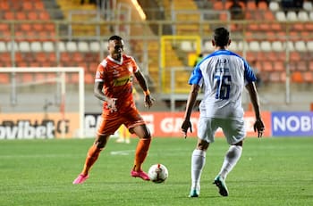 Juan Leiva se descargó contra la hinchada de Cobreloa: “A los 20 minutos ya nos estaban criticando”