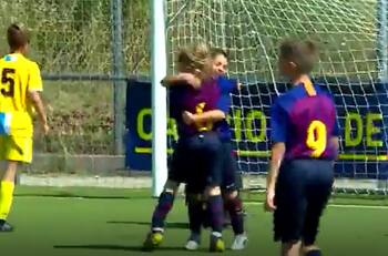 ¡A lo Messi! Barcelona viralizó golazo de esta joyita de la Masía