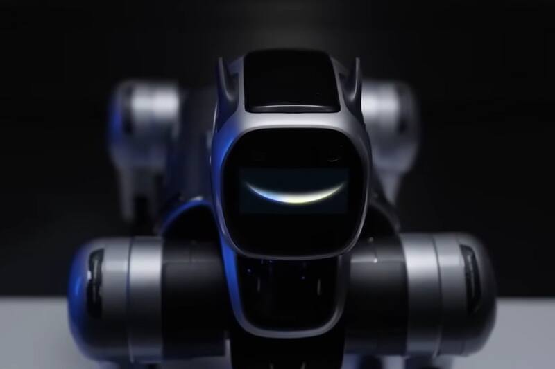 El robot cuadrúpedo tiene inteligencia artificial implementada.