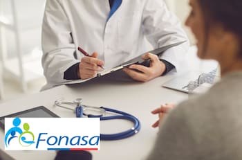 Miles de empleados públicos compraron licencias falsas: Hay trabajadores de Fonasa y otras instituciones