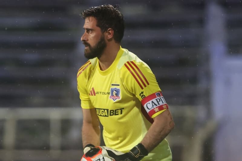 Llueven los cuestionamientos por la elección del Tuto como capitán del equipo. Foto: Agencia Aton.