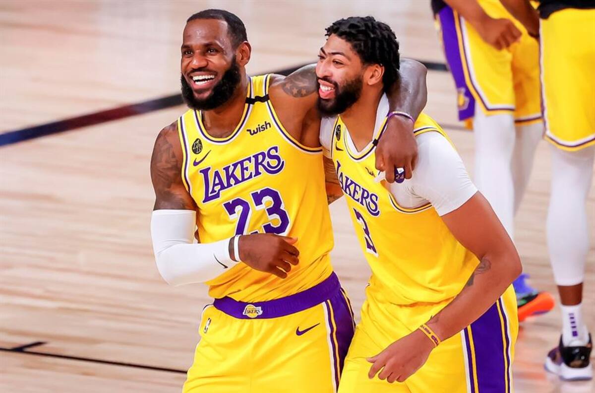 NBA: Anthony Davis impone su poder y Lakers empatan la serie ante Portland