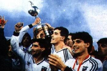 Música, política, cábalas y más: Los 8 datos que desconocías del Colo Colo campeón de Copa Libertadores 1991
