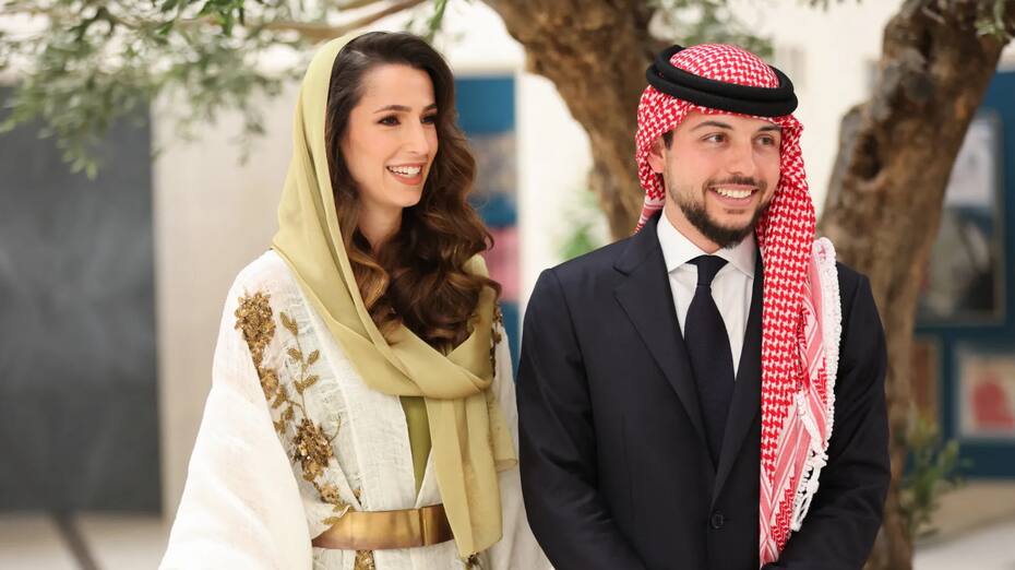 príncipes Hussein y Rajwa de Jordania están entusiasmados con su futuro hijo.