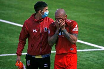 Foto| El conmovedor llanto del defensa de La Calera que anotó un autogol contra Colo Colo