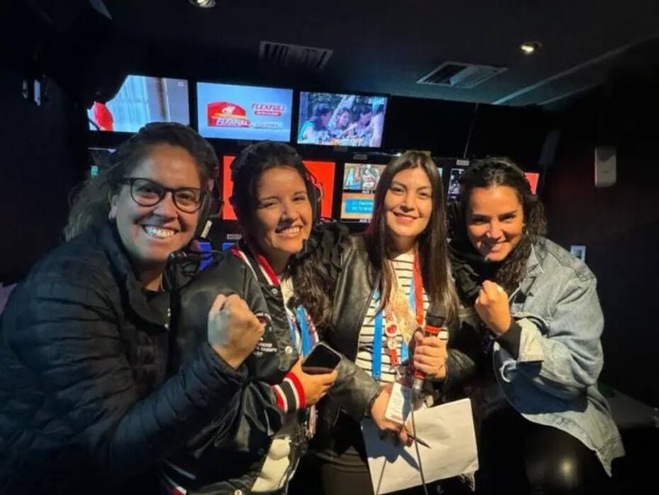 Karin Díaz junto a Francisca Bustamante trabajando en conjunto.
