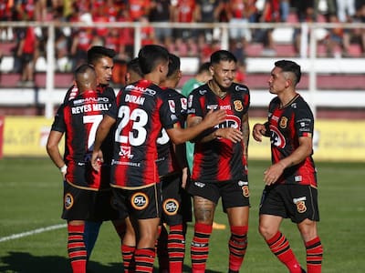 Equipo del fútbol chileno informa de accidente de tránsito de dos de sus jugadores: “Están hospitalizados”