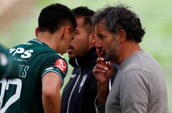 Con cambios en defensa y ataque: la posible formación de Santiago Wanderers ante Deportes Temuco