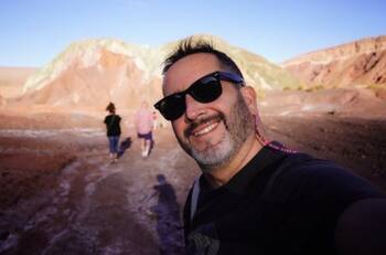 "No pongas tu cara de bruja": Eduardo Fuentes comparte especial postal de su hija en vacaciones de invierno