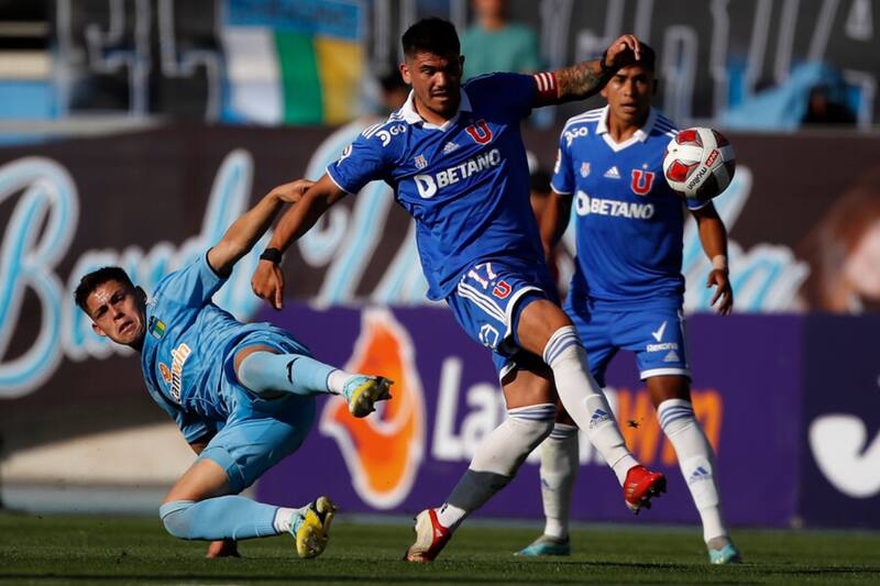 Matías Belmar y Luis Casanova en O'Higgins vs U. de Chile. Foto: Aton