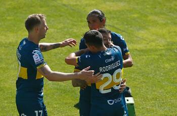 La U queda con tarea: Así dejó la tabla ponderada la victoria de Everton sobre Deportes Iquique