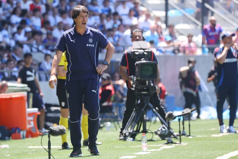 . DT de Universidad Católica. Foto: Agencia Aton.