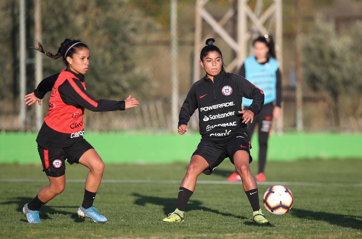 La 'Roja' Femenina se prepara para su segundo partido en la Turkish Women´s Cup