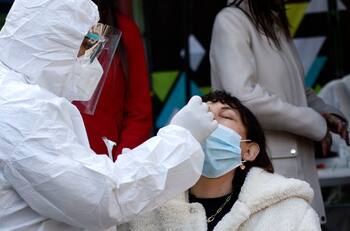 Reporte Covid-19: Casos bajan a 477 y positividad anota 0,81% a nivel nacional