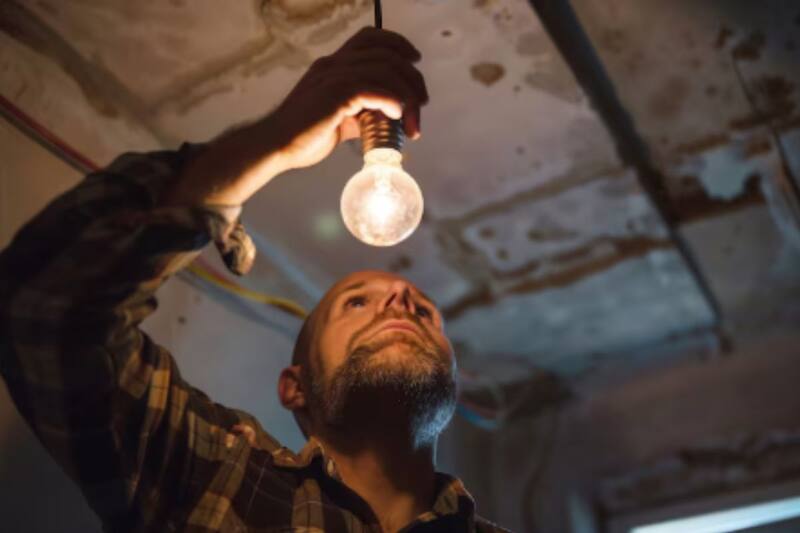 Estas son las 8 comunas que tendrán interrupciones en su suministro eléctrico este sábado.
Créditos: Freepik.