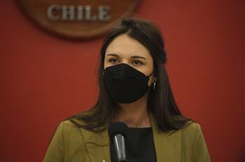 Irina Karamanos se refirió a polémica por gabinete: "No queremos que nos aleje de los cambios profundos que estamos impulsando"