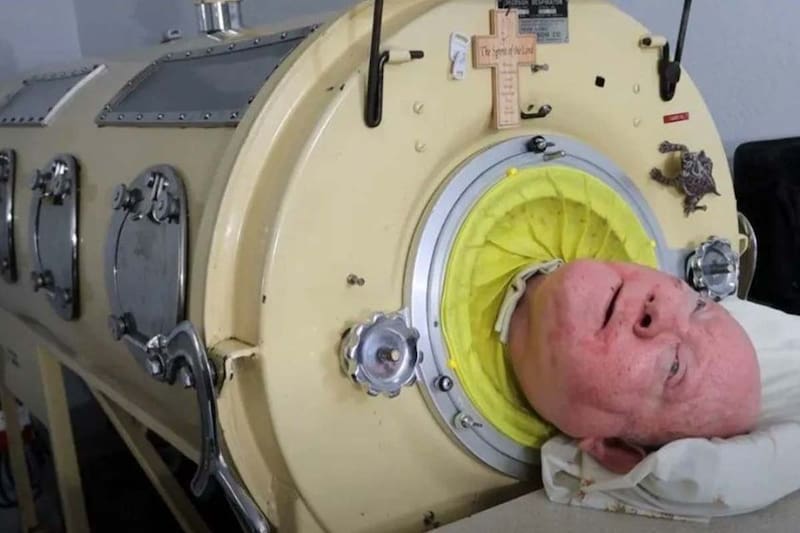 Fallece a sus 78 años el abogado y escritor norteamericano reconocido por vivir la mayor parte de su vida dentro de un cilindro.