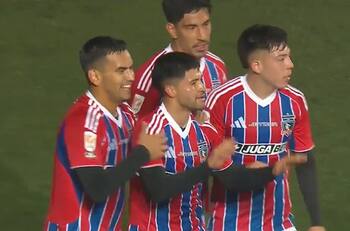 VIDEO | ¡Vaya definición! Cristián Riquelme abrió la cuenta para Colo Colo ante Puerto Montt