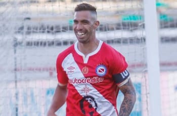 Gabriel Ávalos podría ser el próximo: la lista de delanteros que Colo Colo no logró fichar el último año