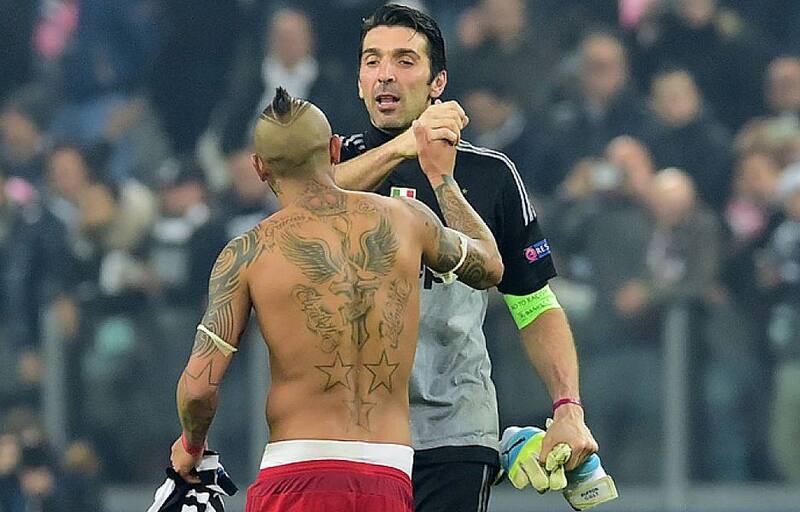Arturo Vidal y Gianluigi Buffon coincidieron en Juventus.