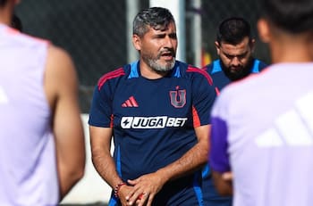 Vaccia sobre John Valladares, el DT interino de la U: “Dios quiera que se dé lo que se dio conmigo”