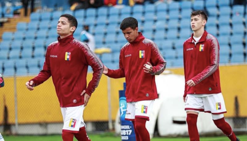 Figura venezolana de la UC y su adaptación a Chile: “Tenía 11 años cuando me tocó venir a Chile. Fue difícil”