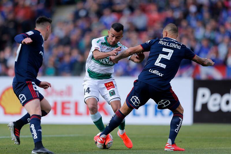 Reiner Castro y la vez que jugó ante la U. Foto: Aton.