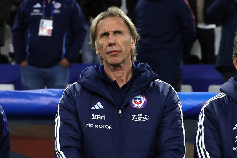 Ricardo Gareca está el podio de los DT de selecciones sudamericanas que más ganan. Foto: Aton.
