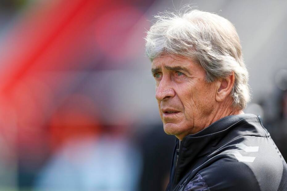 Manuel Pellegrini va por su quinta temporada al frente del Betis. Foto: EFE.