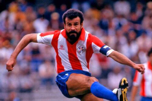 El recordado zaguero, cuando era capitán de la Selección Paraguaya.