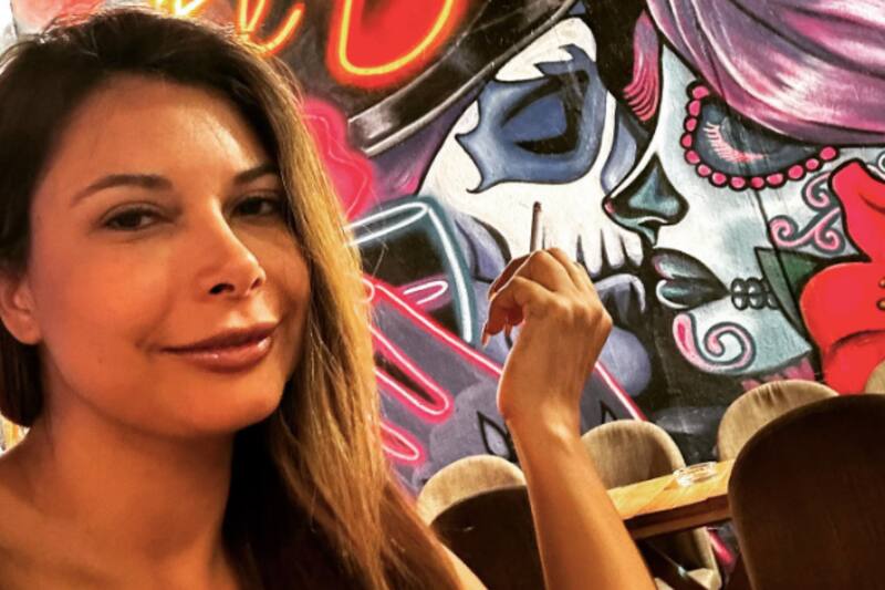 analizó su ingreso a las aplicaciones de citas.