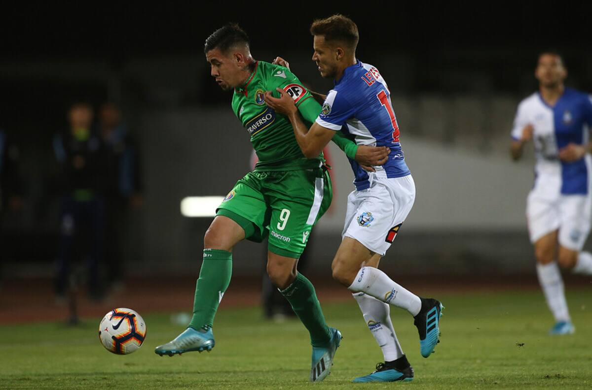 ¿Cuándo cierra el libro de pases del fútbol chileno?