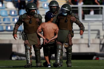 Récord: diez propuestas de la ANFP y 22 proyectos de diputados pretenden terminar con la violencia en los estadios