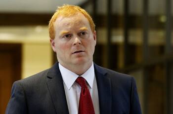 Rojo Edwards dio positivo por COVID y no podrá votar: Es candidato a gobernador por la Región Metropolitana