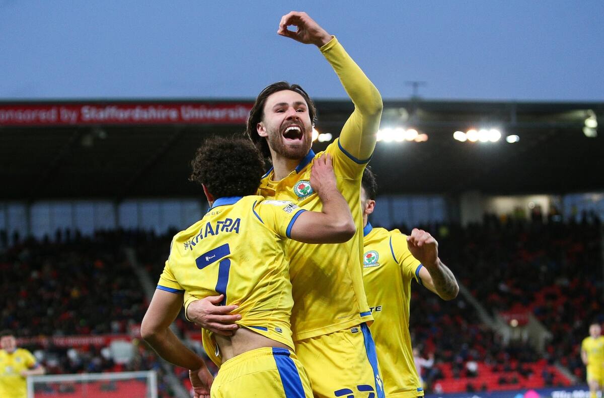 "Una amenaza en todo momento": DT de Blackburn Rovers volvió a elogiar a Ben Brereton