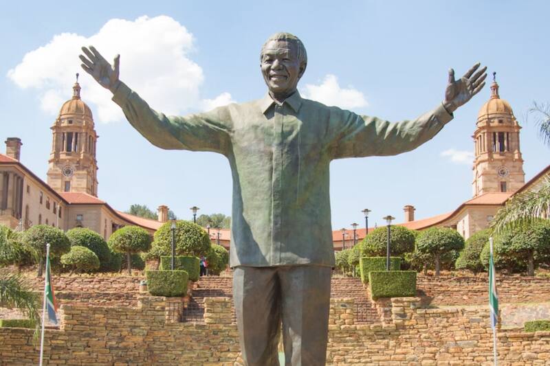 Nace un referente del liderazgo ético.