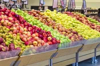 China rechaza cargamento de fruta chilena valorizado en más de $120 millones de dólares