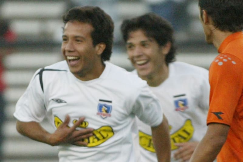 Rodrigo Tapia debutó en Colo Colo a los 18 años y con un gol ante Cobreloa el 2006.