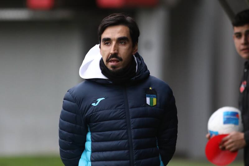 Los celestes buscan centro delantero para la segunda rueda. /Photosport